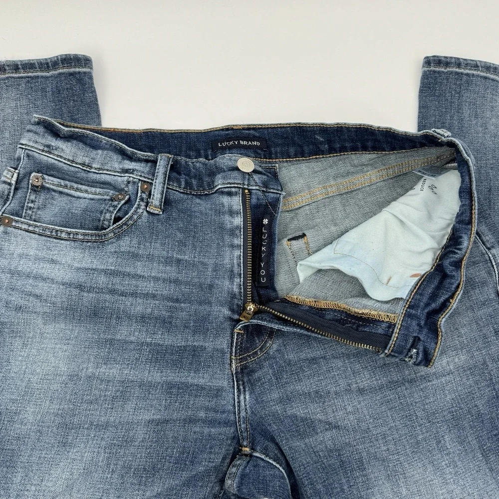 Lucky Brand 410 Athletic Straight Jeans Men's 32x32 Distressed‎ Stretch Denim